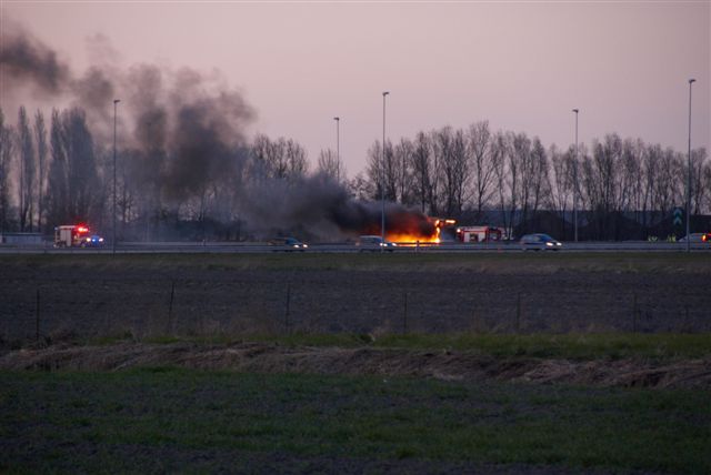 2009/80/20090401 002 Buitenbrand groot voertuig A9.jpg